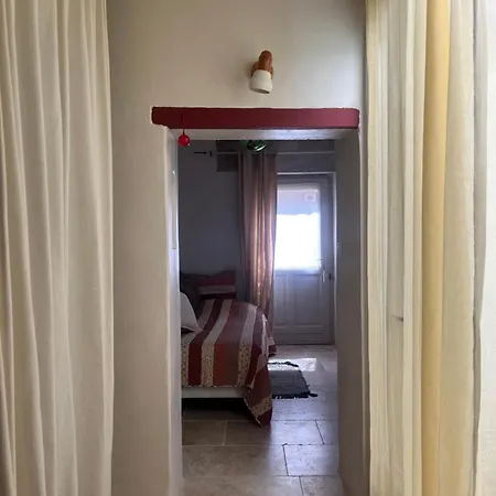 Complet - Sous Bois Apartment *
