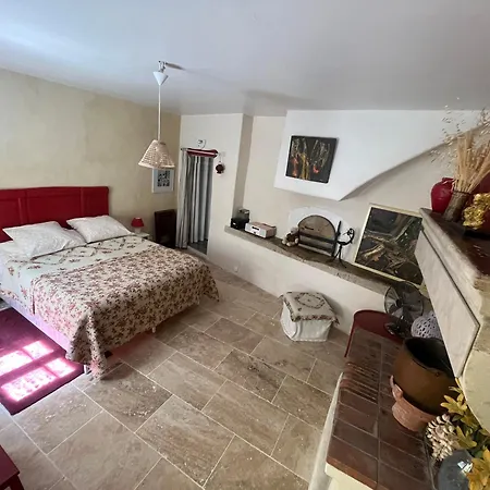 Complet - Sous Bois Appartement Salles-sous-Bois